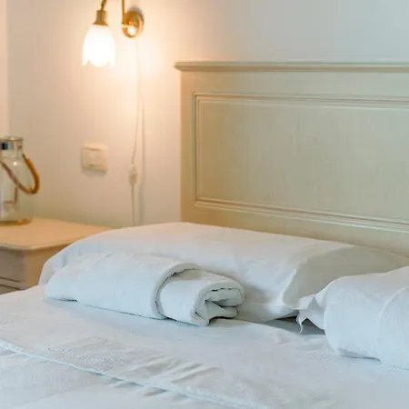 Quiet Place Close To Center